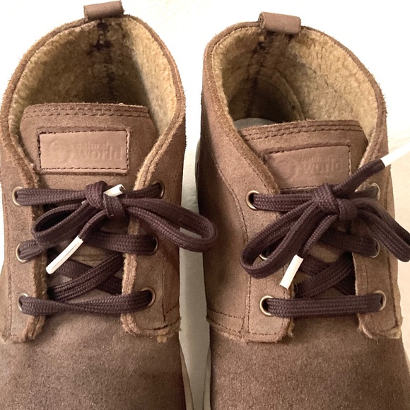 NATURAL WORLD ALPE ECO MEN’S ORGANIC SUEDE CHUKKA LACE UP DRESSY BOOTS SZ 9 main image 6